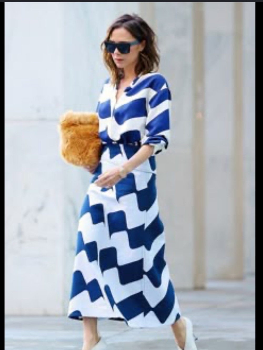 NWT Victoria Beckham Navy and Cream Wave-Print Pleated A-Line Skirt